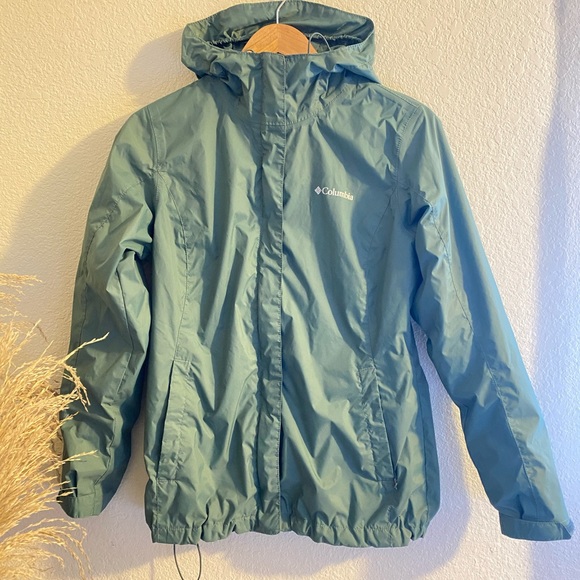 Columbia Jackets & Blazers - Women’s Columbia Full Zip Waterproof Jacket